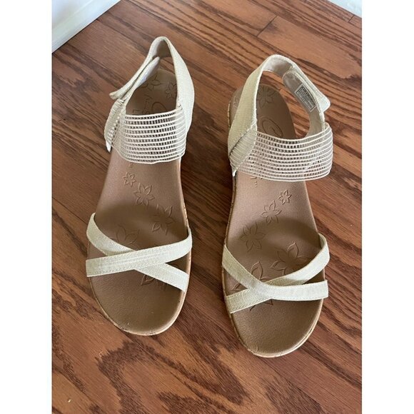 Skechers Sandals - Picture 3 of 8